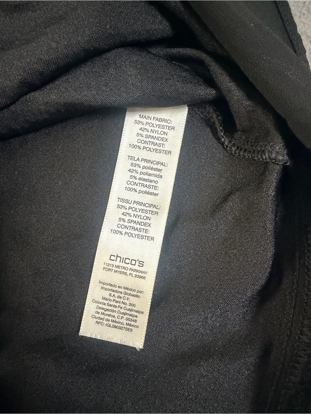 Chico's EasyWear Women's Black Textured Layered Hem Top- Chico's Size 3 (16-18) - Picture 7 of 8